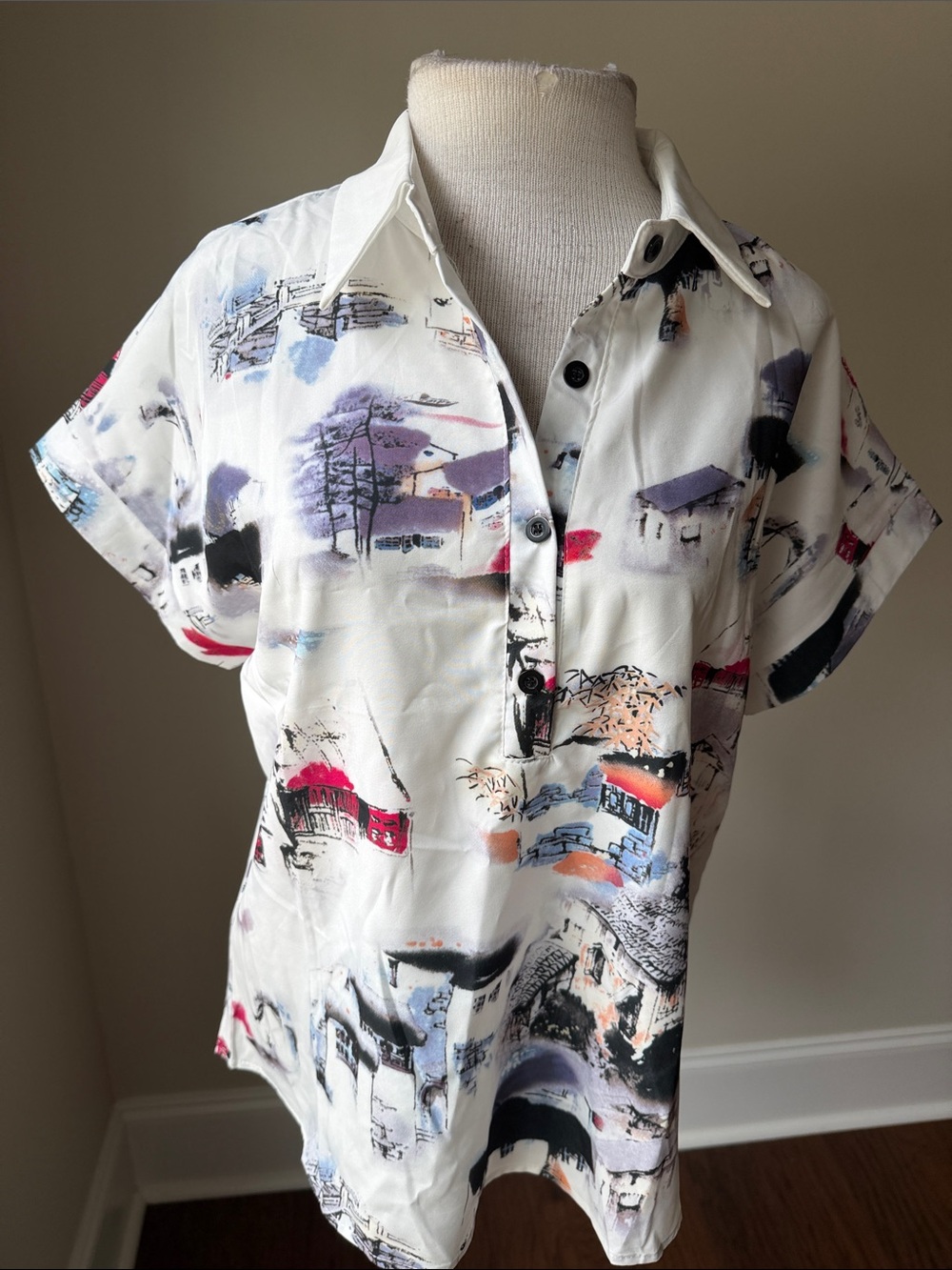Women's White Short-Sleeve Printed Polo Top